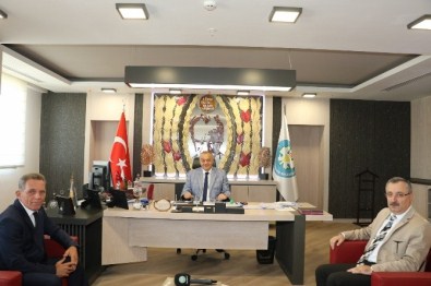 Karaköse'den Başkan Ergün'e Ziyaret