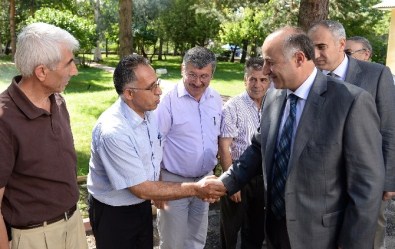 Vali Azizoğlu, Gıda Tarım Ve Hayvancılık İl Müdürlüğü'nü Ziyaret Etti