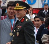 Yıldırım, Tümgeneral Oldu