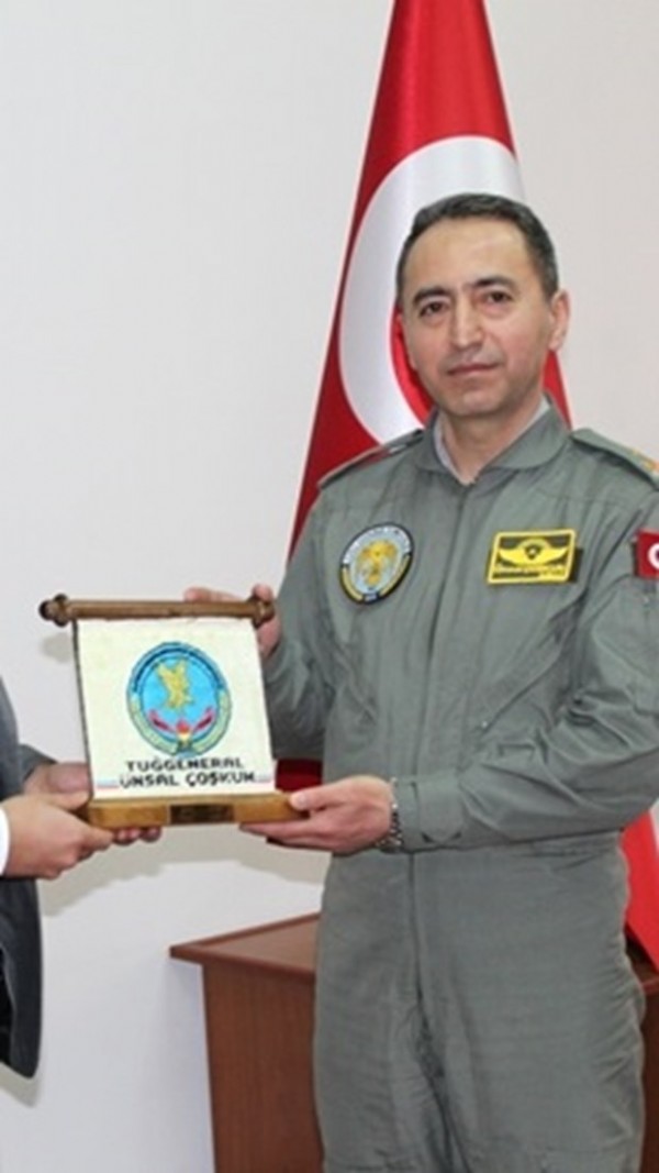 Darbenin merkez üssünün 'tesadüfi' ziyaretçileri