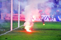 TEZAHÜRAT - Galatasaray'a Kötü Haber