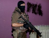 EL YAPIMI BOMBA - İstanbul'da polise EYP atıldı