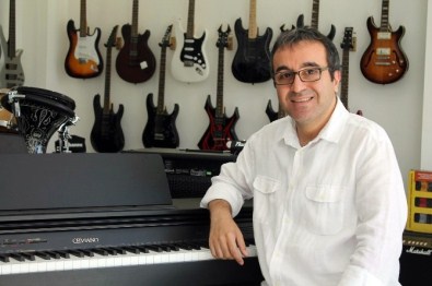Spor Salonlarında 'Tosun Paşa' Filminin Müziği Çalacak
