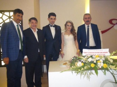 Özdemir Ailesinin Mutlu Günü