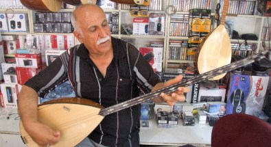 Hainlere Türkü İle Seslendi