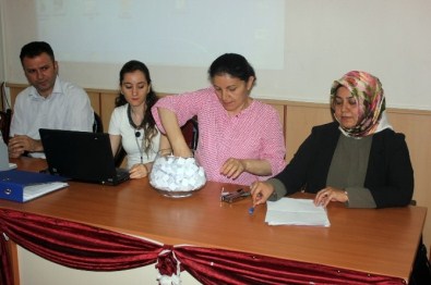 50 Kişi Kura İle İş Sahibi Oldu