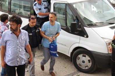 Biga'da FETÖ/PDY Operasyonunda 5 Tutuklama