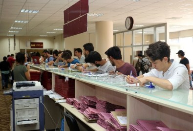 Karabük Üniversitesi'ne 9 Bin Yeni Öğrenci Kayıt Oldu