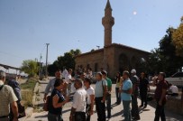 ŞEHİT BABASI - Mersin'de Yaşayan Niğdeliler Özlem Giderdi