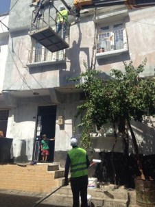 Patlamadan Hasar Gören Ev, İş, Cadde Ve Sokakları Büyükşehir Onarıyor