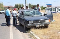 Sivas'ta Trafik Kazası Açıklaması 4 Yaralı