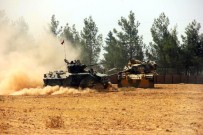 ASKERİ MÜHİMMAT - Suriye Sınırına Tank, Obüs Ve Mühimmat Konuşlandırıldı