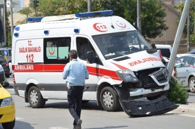 Eskişehir'de Ambulans Kazası
