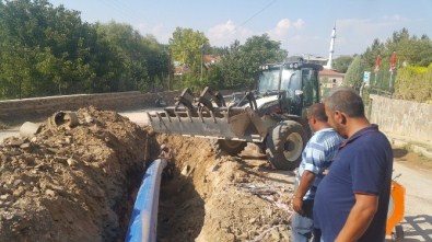 Kula'da İçme Suyu Hattı Yeniledi
