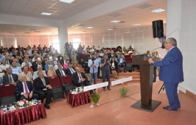 Kütahya'da '15 Temmuz Darbe Girişiminin İslam Coğrafyasında Yansımaları' Konferansı
