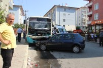 YıLMAZ KAYA - Otomobil İle Özel Halk Otobüsü Çarpıştı Açıklaması 10 Yaralı