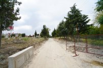 KORKULUK - Sancaktar Mezarlığında Çevre Düzenleme Çalışmaları Başlatıldı