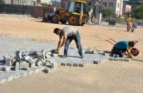 KALDIRIM TAŞI - Üst Yapı Çalışmaları Sürüyor