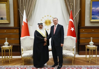 Bahreyn Kralı İsa Bin Salman İle Görüştü