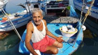 BALIKÇI TEKNESİ - Balıkçıların Av Yasağı Tepkisi