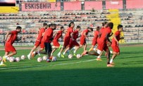 ALPAY ÖZALAN - Eskişehirspor, Şanlıurfaspor Maçına Taraftarı Önünde Hazırlanıyor
