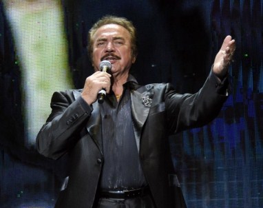 EXPO 2016, Orhan Gencebay Şarkılarıyla İnledi