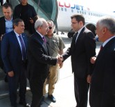 MEHMET HALİS AYDIN - Kılıçdaroğlu, Uçakla Geldiği Kars'tan Karayoluyla Ardahan'a Hareket Etti