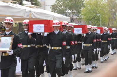 Lice Şehitleri Memleketlerine Uğurlandı