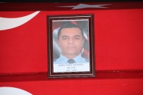 Şehit Polis Memuruna Uğurlama Töreni