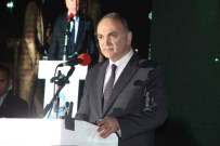 İZMIR ENTERNASYONAL FUARı - Bakan Özlü'den Yabancı Temsilcilere FETÖ Uyarısı