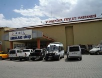 DAĞLıCA - Yüksekova'da PKK'lı teröristler şantiye bastı: 2 ölü, 2 yaralı