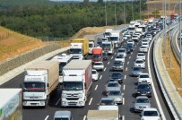 KILYOS - 3. Köprüdeki Selfie Çılgınlığı Trafiği Felç Etti