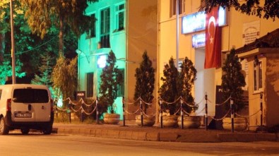 Adil Öksüz İle Bağlantısı Olduğu Tespit Edilen 5 Kişi Gözaltına Alındı