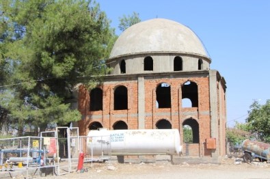 Cami 20 Yıldır Tamamlanamıyor