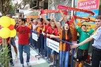 PEDRO - Cavanda, Manisa'da Taraftarlarıyla Buluştu