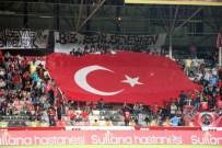 İBRAHIM KıZıL - Gaziantep'te Tribünlerin Büyük Bölümü Doldu