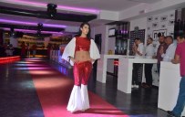 MANKEN - Bursa'da Demokrasi Defilesi