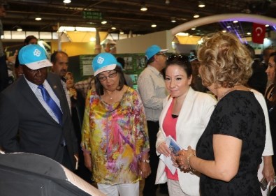 Cape Town Belediye Başkanı Manisa Standında