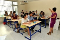 EŞIT AĞıRLıK - Konyaaltı Etüt Merkezi'nde Dersler Başladı
