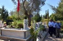 OTOBÜS SEFERLERİ - Nazilli'de Mezarlıklar Kurban Bayramı'na Hazırlanıyor