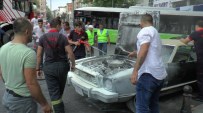 KLASİK OTOMOBİL - Seyir Halindeyken Alev Alan Klasik Otomobil Yandı