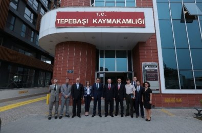 Vali Çelik, Odunpazarı Ve Tepebaşı Kaymakamlıklarını Ziyaret Etti