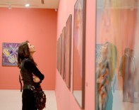 AKS'den Warhol'a Doğum Günü Armağanı