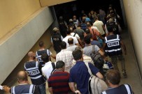 Antalya'da Gözaltına Alınan 22 Polis Adliyede