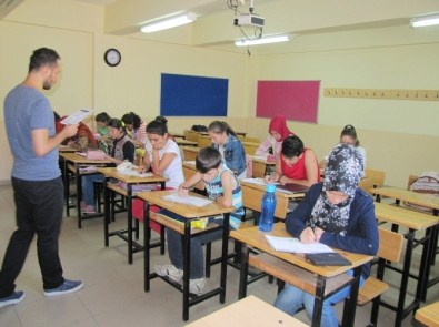 Hisarcık'ta TEOG Yaz Kurslarına Yoğun İlgi