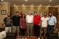 BELGESEL EKİBİ - Nuri Alço Odunpazarı Belediyesi'ni Ziyaret Etti
