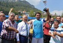 30 Ağustos Zafer Kupası Çevlik Mahallesi'nin Oldu