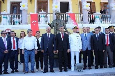 Çanakkale'ye Piri Reis Heykeli