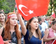 UTKU ÇAKIRÖZER - Eskişehir'de 30 Ağustos Zafer Alayı'na Binlerce Vatandaş Katıldı