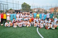 MİNİK FUTBOLCU - Minikler Futbol Şenliği'ne Renkli Açılış